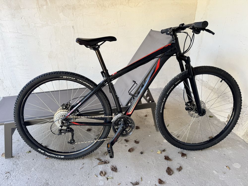 Bicicleta BTT Specialized Hardrock Roda 29