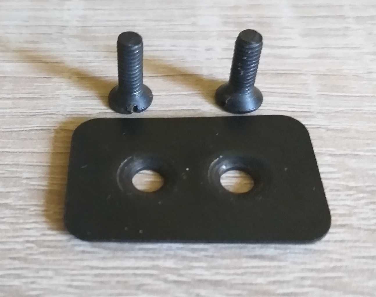 Mocowanie gongu Pochodzi od Zegara Metron Z-241 Rok 1984