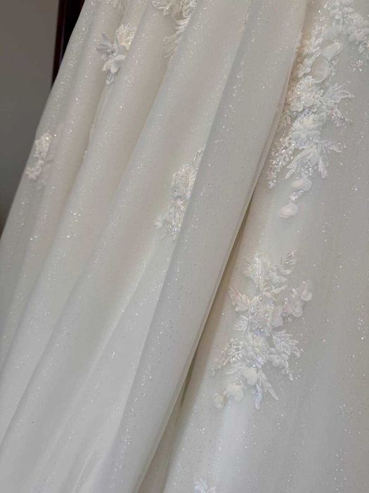 Весільна сукня бренду Eva Lendel від Crystal 38 р. 2024