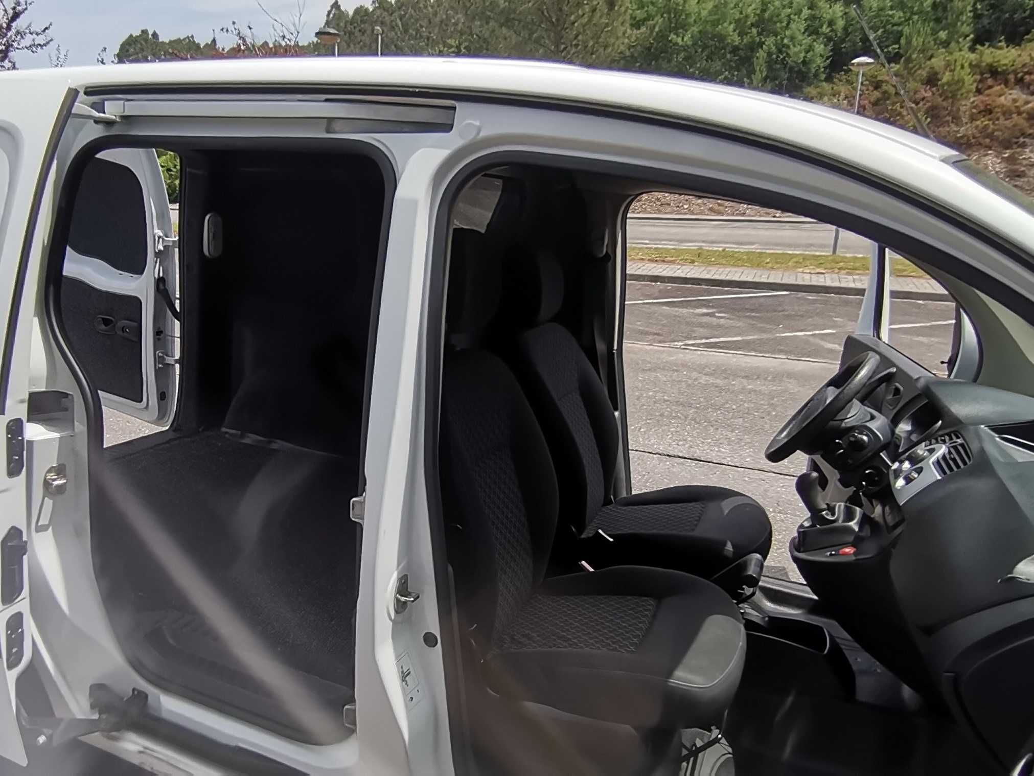 Renault Kangoo Express 1.5 DCI 75