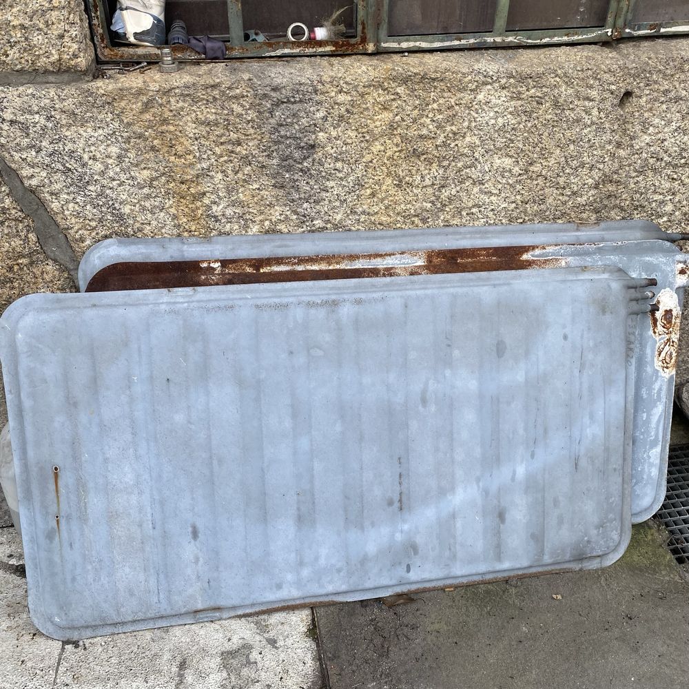 Placas de frio, 2 em estado razoavel