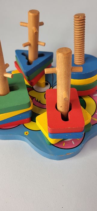 Дитяча розвиваюча іграшка Сортер Геометрик