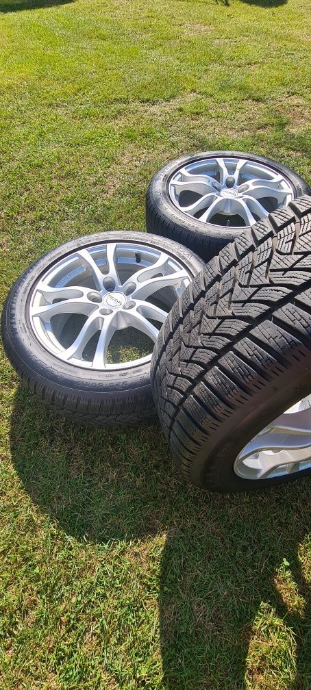 Felgi 17 Honda Accord 114,3 z oponami zimowymi