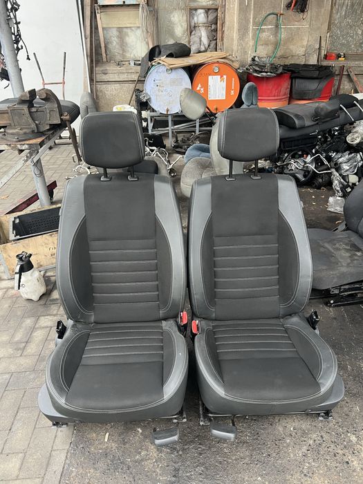 Продам сиденья рено лагуна 3 оригинал