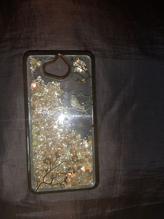 Новый красивенький чехол