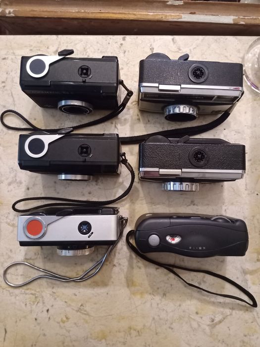 Lote de 5 maquinas fotográficas antigas KODAK / AGFAMATIC