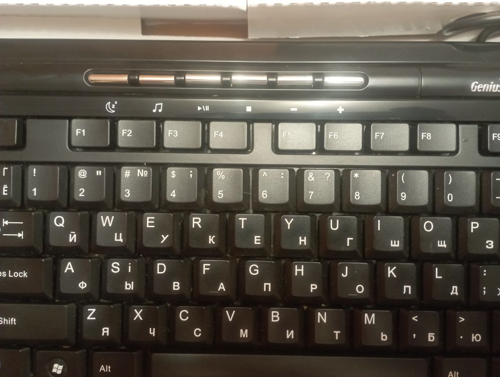 Клавіатура Genius slim