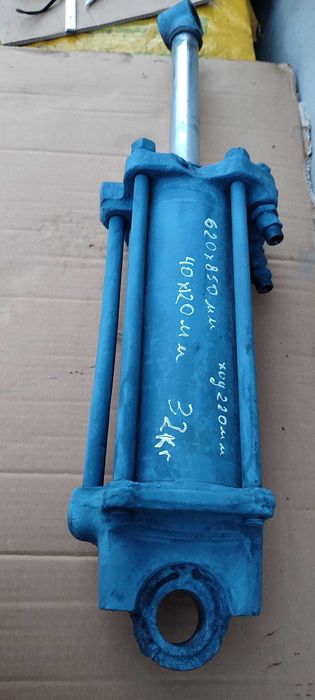 Цилиндр шток гидро