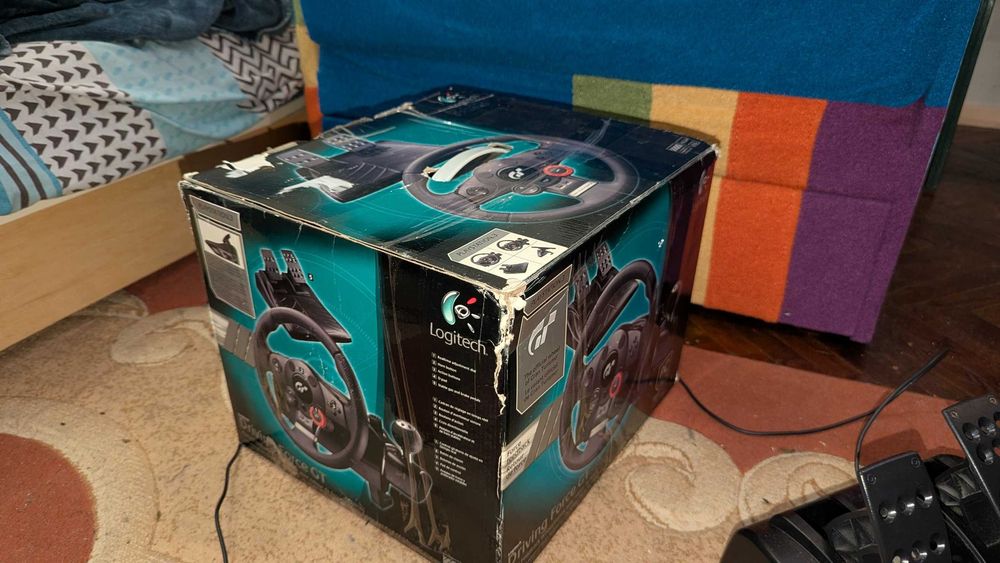 Продам ігрове кермо Logitech Driving Force GT (900°, Force Feedback)