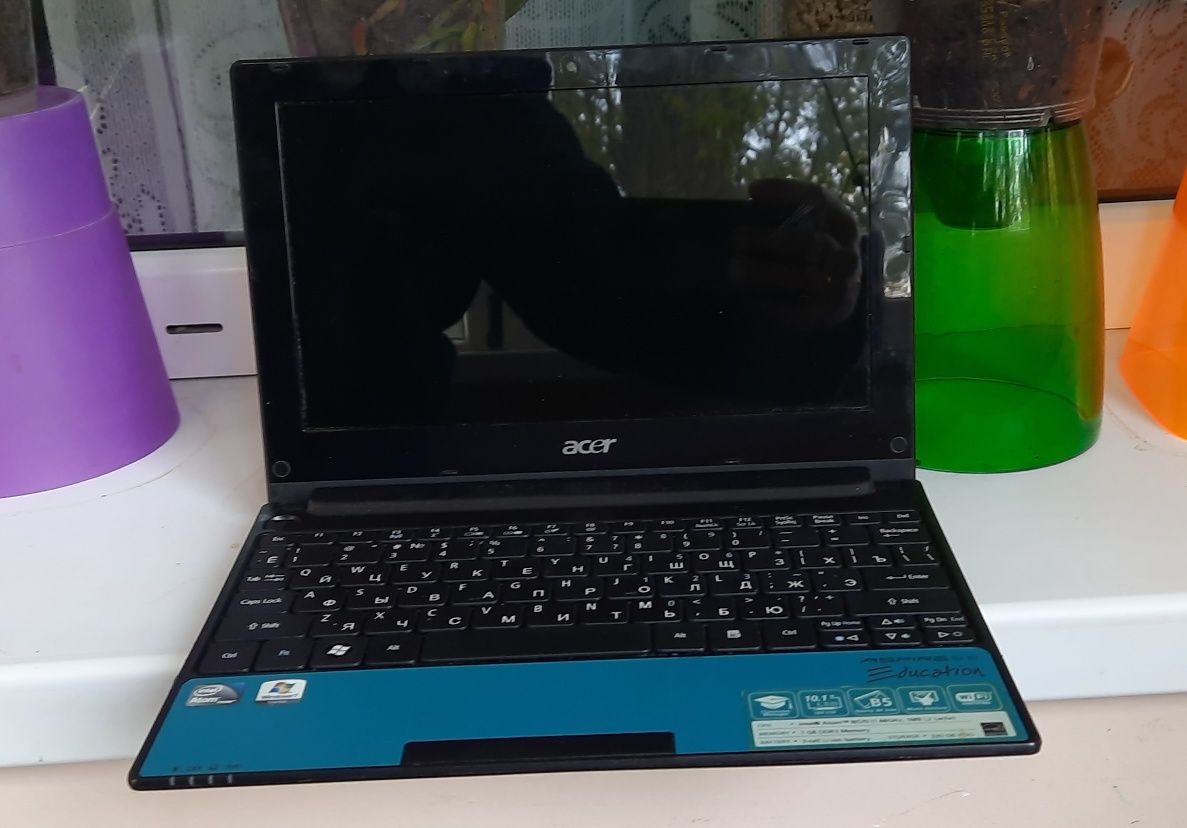 Нетбук ноутбук Acer aspire one Ducation