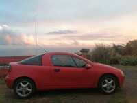 Vendo Vauxhall (Opel) Tigra volante à direita