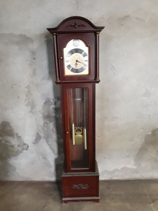 Relógio de sala antigo