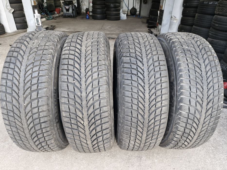 Opony zimowe 235/65/17 Michelin  2024r  8,6mm
