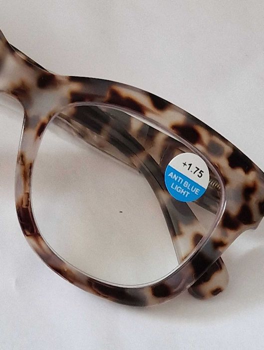 Gotowe okulary korekcyjne, +1,75, nowe, 3 kolory