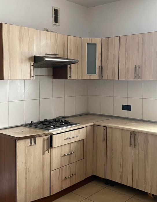 Meble kuchenne z wyposażeniem