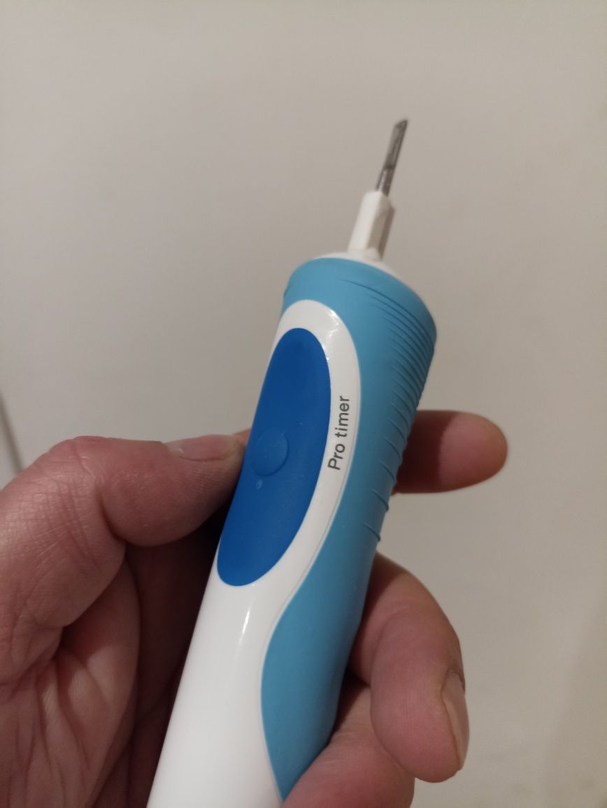 Зубная щётка Braun Oral B