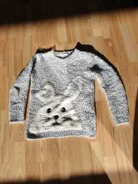 Sweter dla dziewczynki z zającem rozmiar 158 cm
