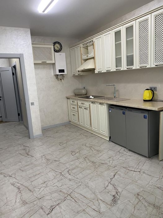 Здається 1 кім квартира в новобудові Липини 5хв до Глобусу