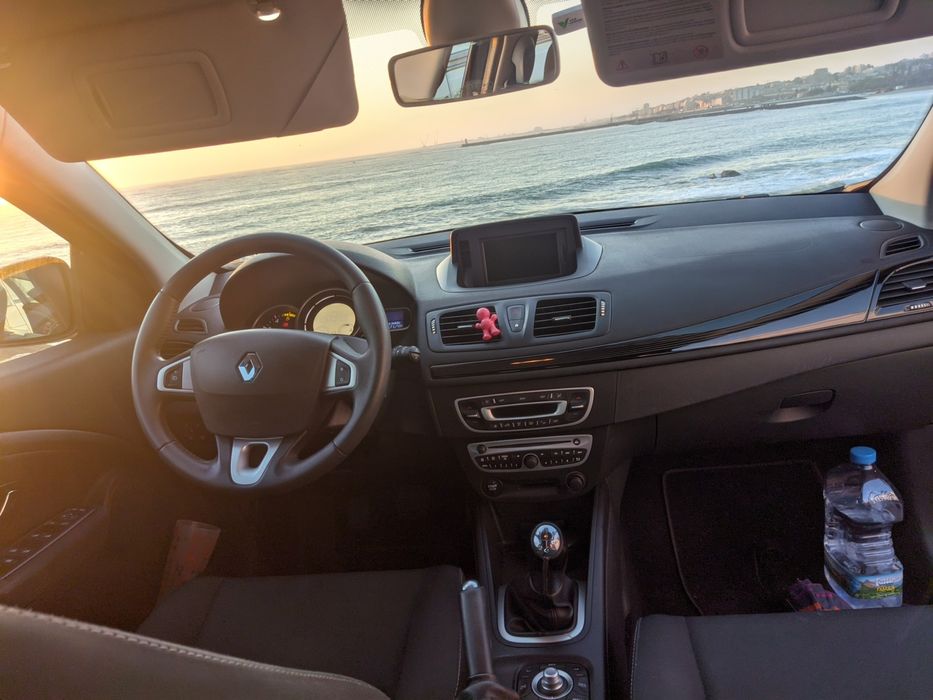 Renault Mégane III 1.5 DCI 90cv (2012) – 140.000 km, económico e fiáve