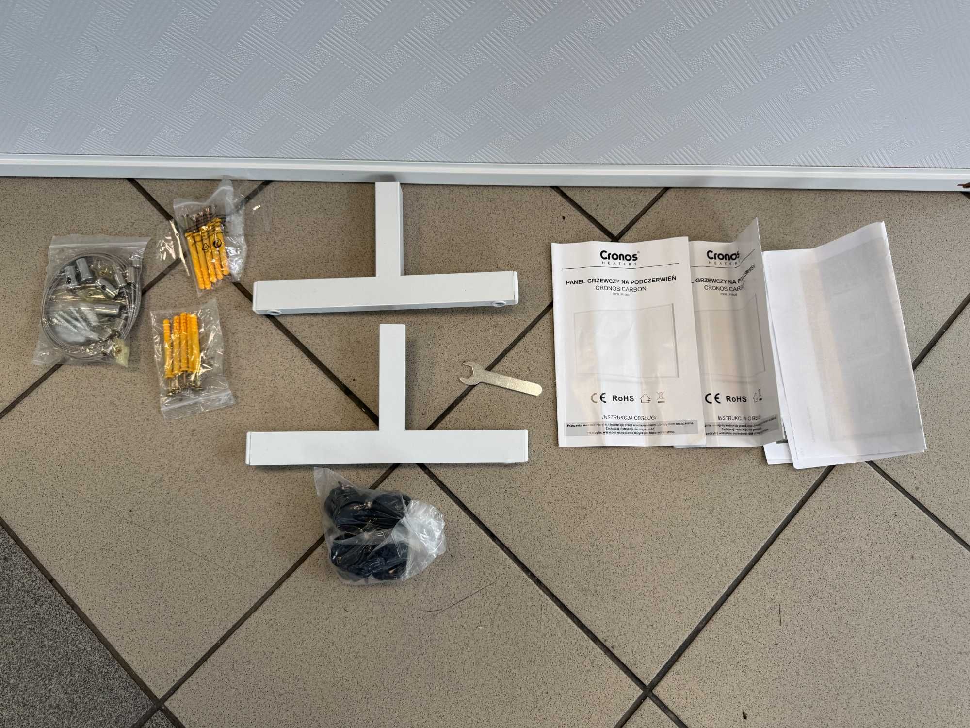 Grzejnik na podczerwień panel grzewczy +NOGI 1000W komplet
