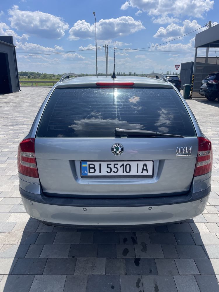 Автомобіль Skoda Octavia A5 до рест