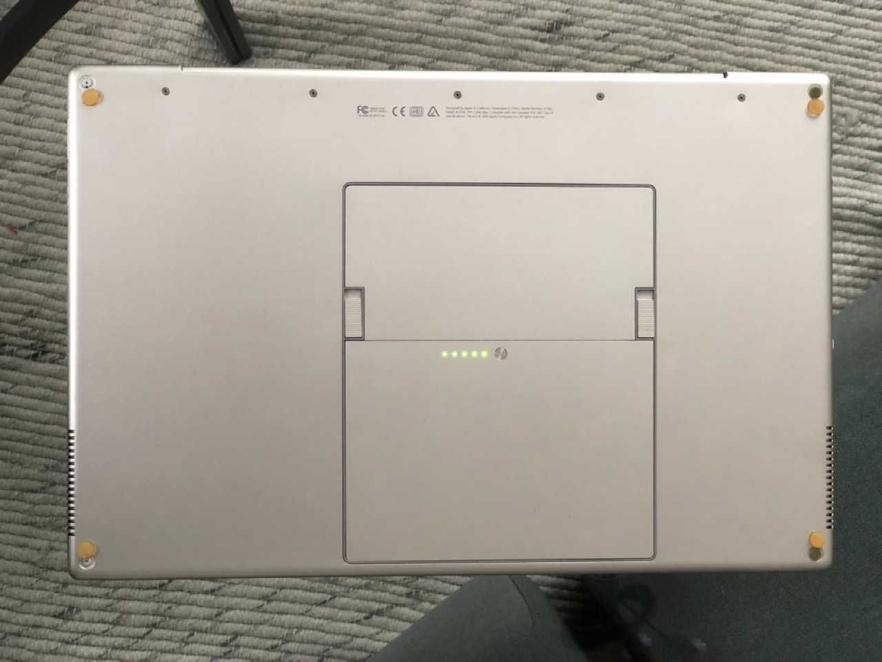 Apple Mac Powerbook G4 17 1.5 GHz PowerPC, jedyny wtakim stanie na OLX