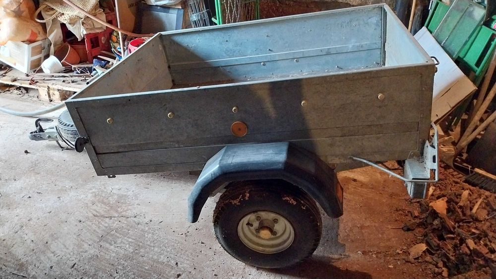 Atrelado reboque carro