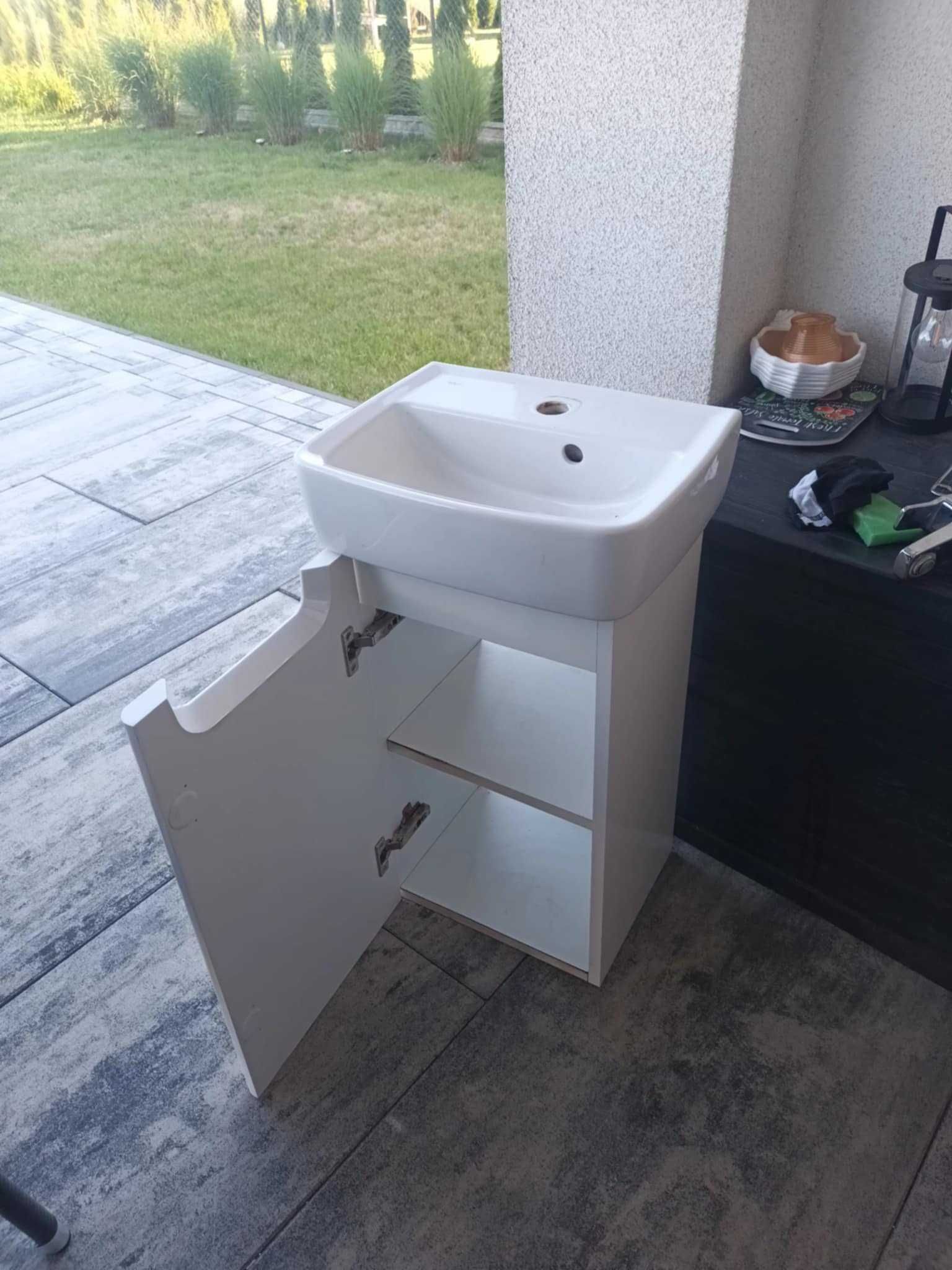 Sprzedam zlew z szafką