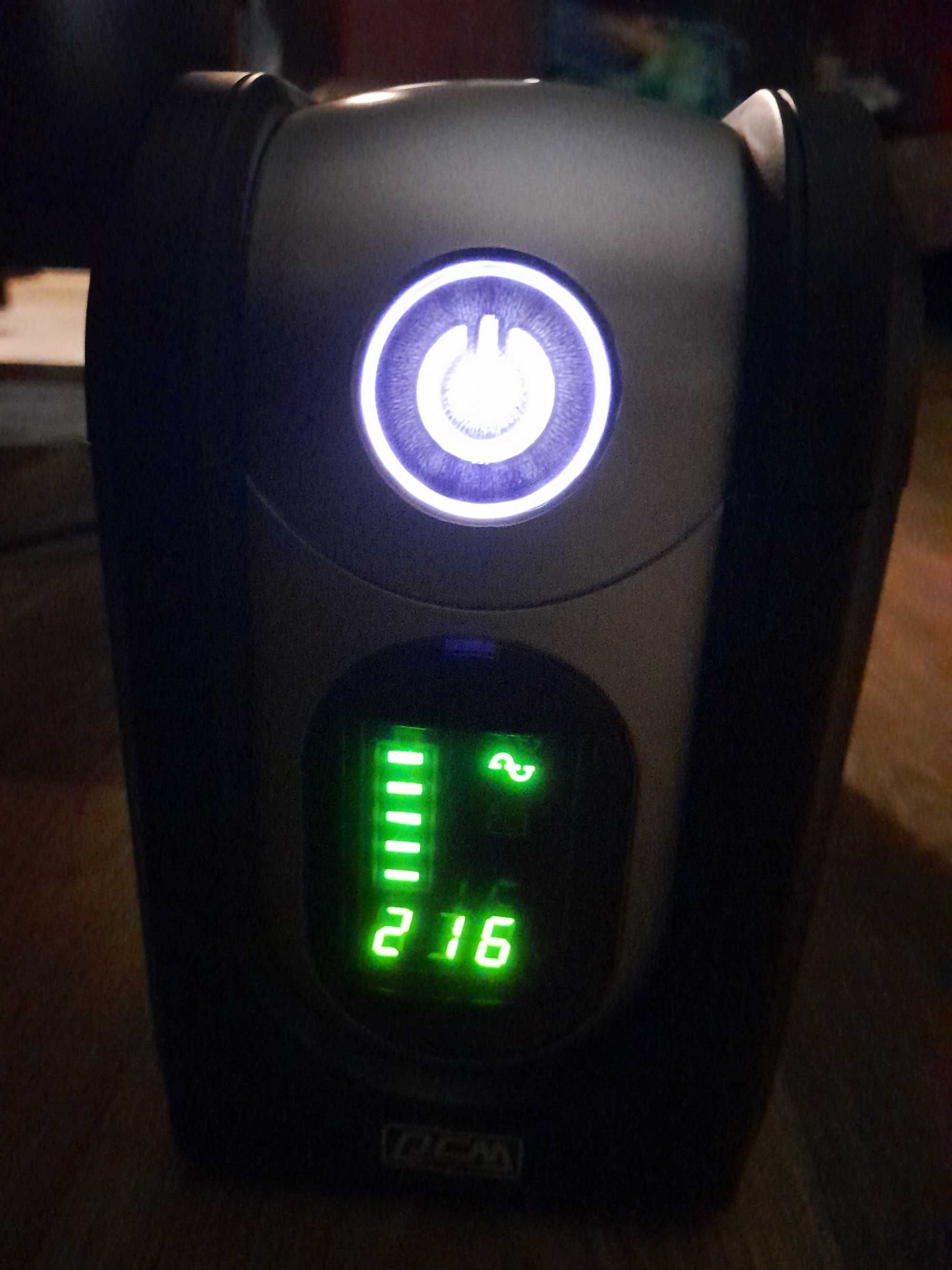 ДБЖ Powercom IMD-825AP LCD IEC
