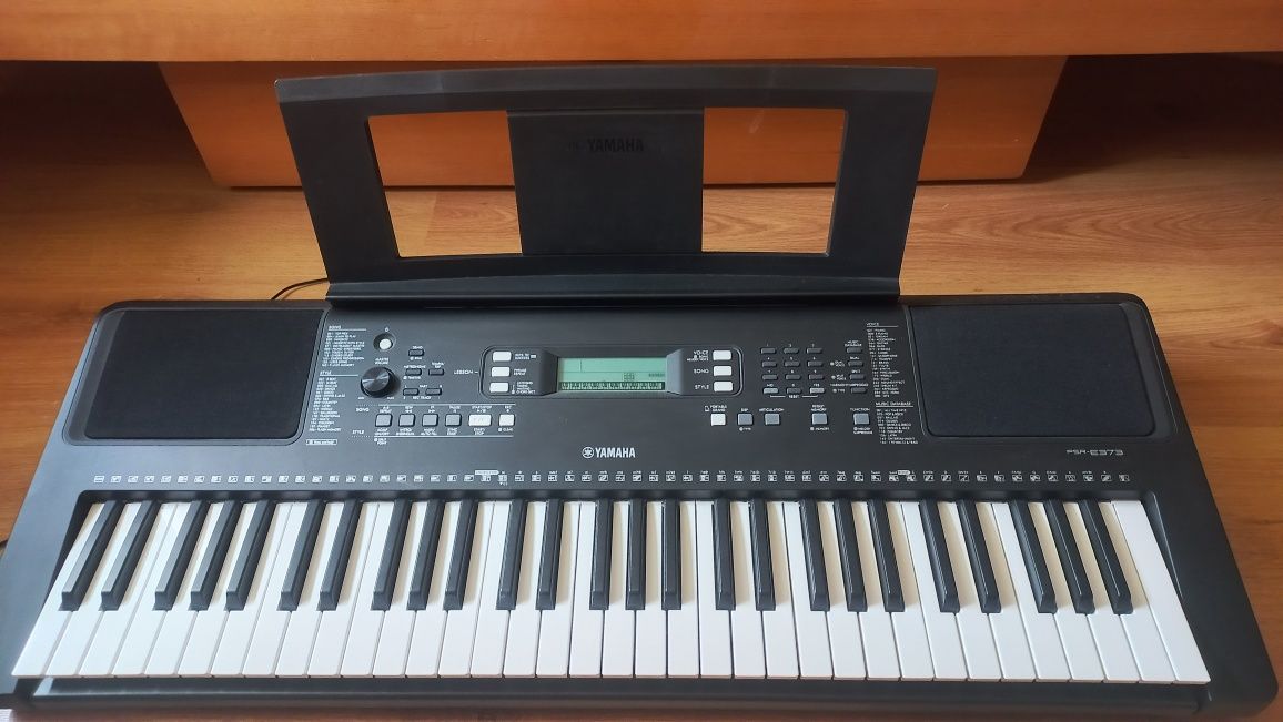 Yamaha psr e373 синтезатор