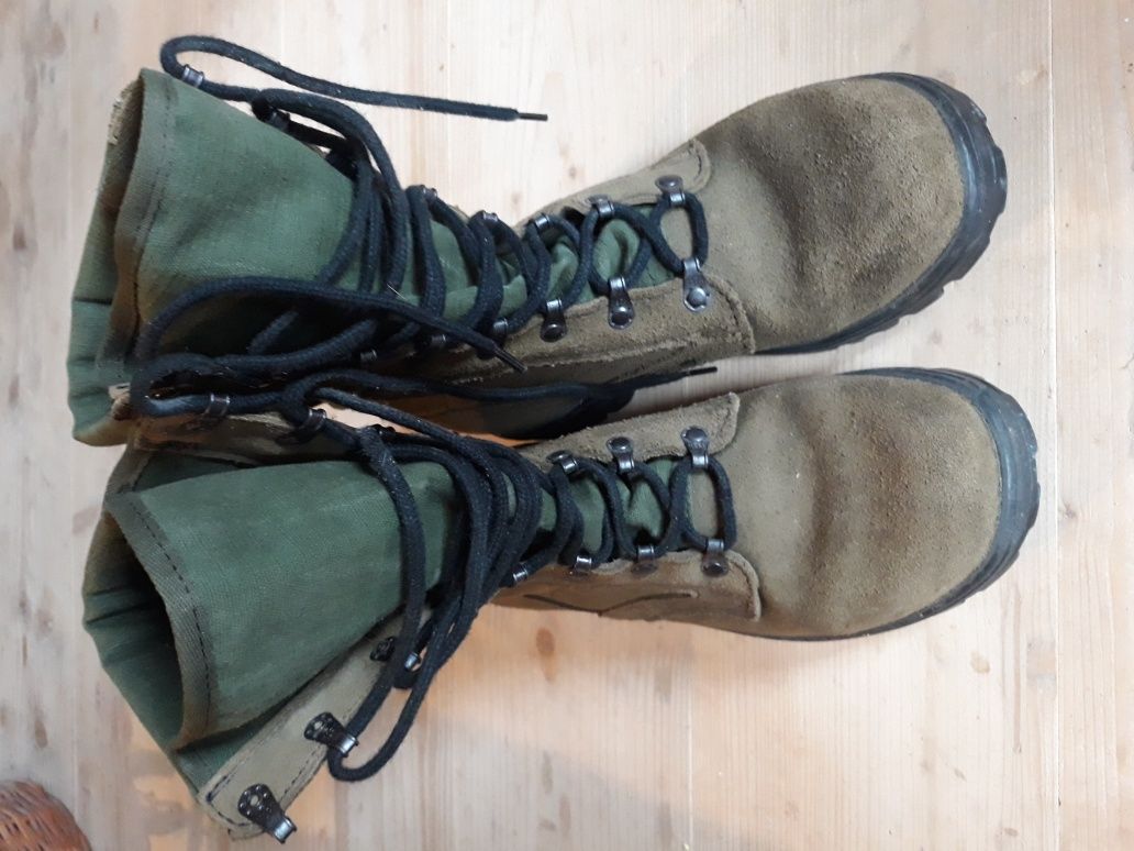 Buty wojskowe trapery wzmacniane