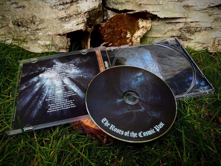 BEYOND TIME / OLD LESHY - The Roots Of The Cosmic Past CD - 3 szt