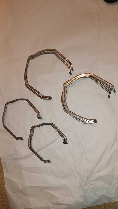 Затискач скоба хомут зажим патрубка інтеркулера VW T5 Т5