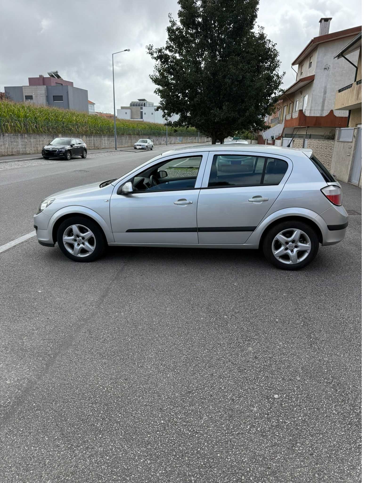 Opel Astra 1.3 Impecável