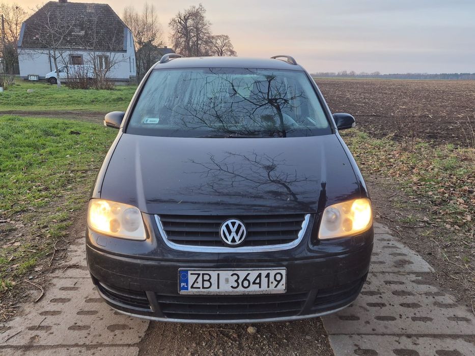 Volkswagen Touran 2.0tdi DSG automat 2004rok hak długie opłaty 7osob