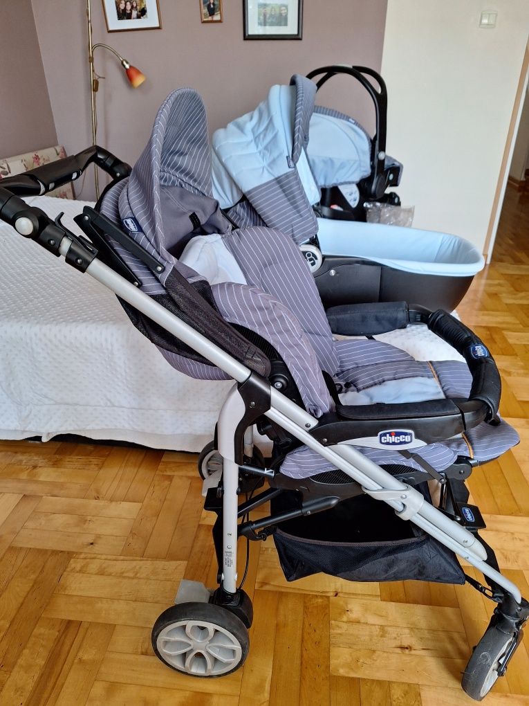 Wózek Chicco 4 Me, gondola, spacerówka, fotelik z bazą