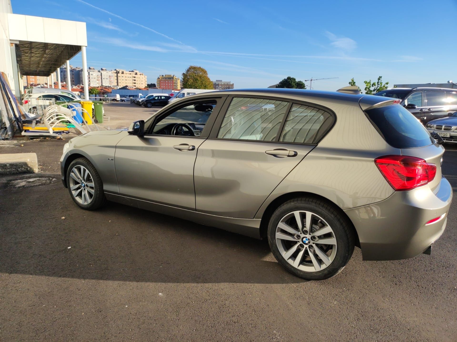 BMW 116d line Sport Automático