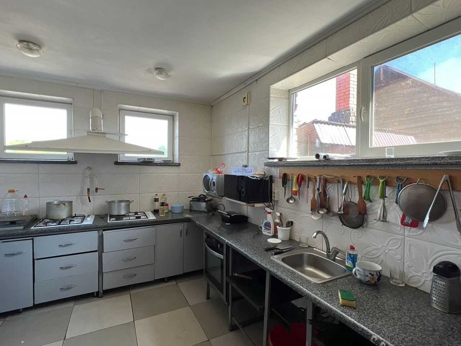 Продаж кафе,фасад траса Київ-Житомир + ділянка 75 соток