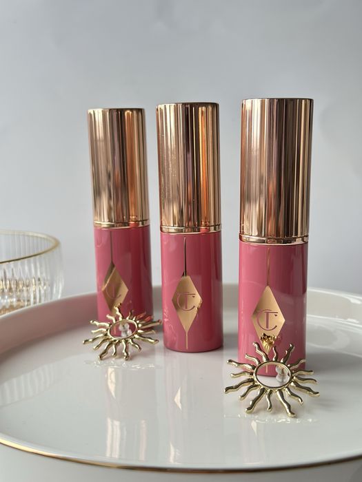 Новинка Румʼяна Charlotte Tilbury