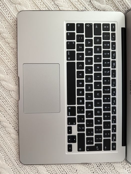 MacBook Air ноутбук