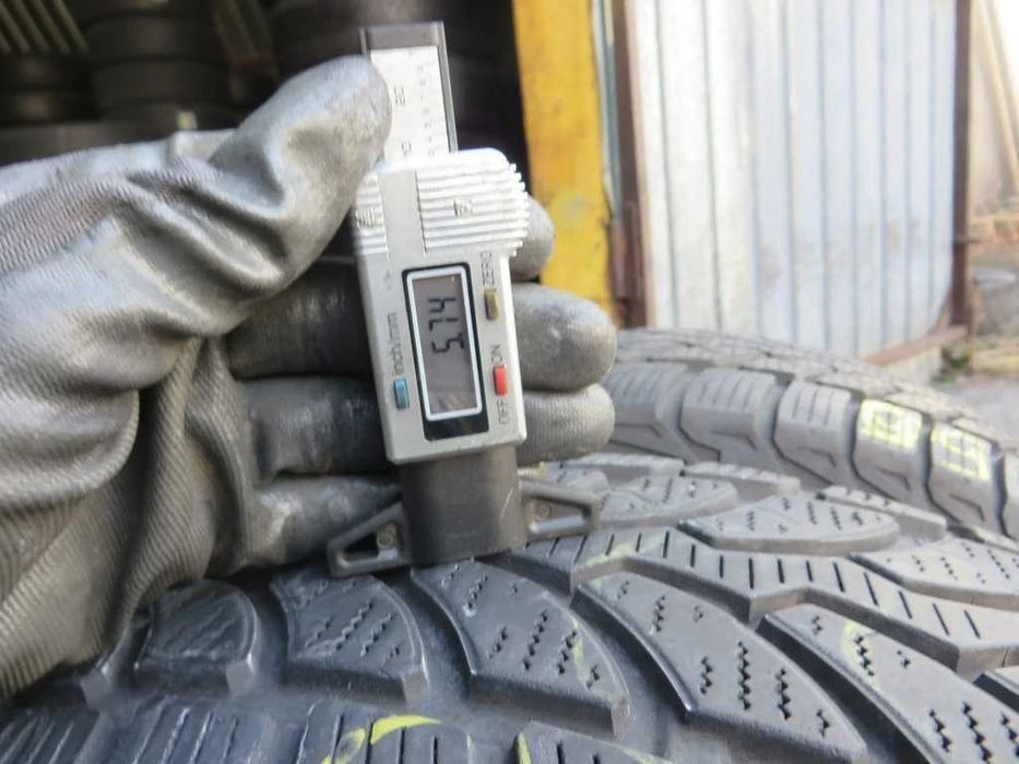 225/60 R16 98Н Bridgestone BlizzakLM-32 Зима 4штуки