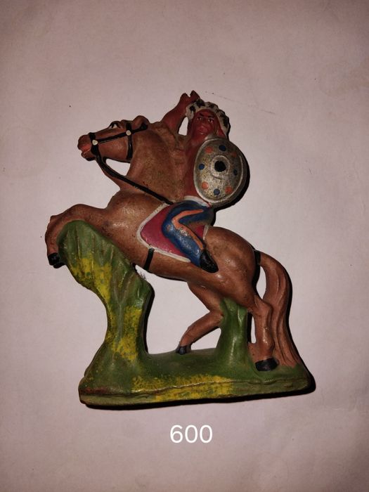 Солдатики лошади гдр