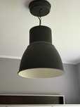 Lampa wisząca industrialna – czarna
