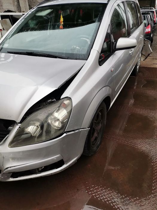 Opel Zafira B 1.9CDTI drzwi silnik skrzynia blotnik fotel lampa maglownica polos lusterko  lak 157