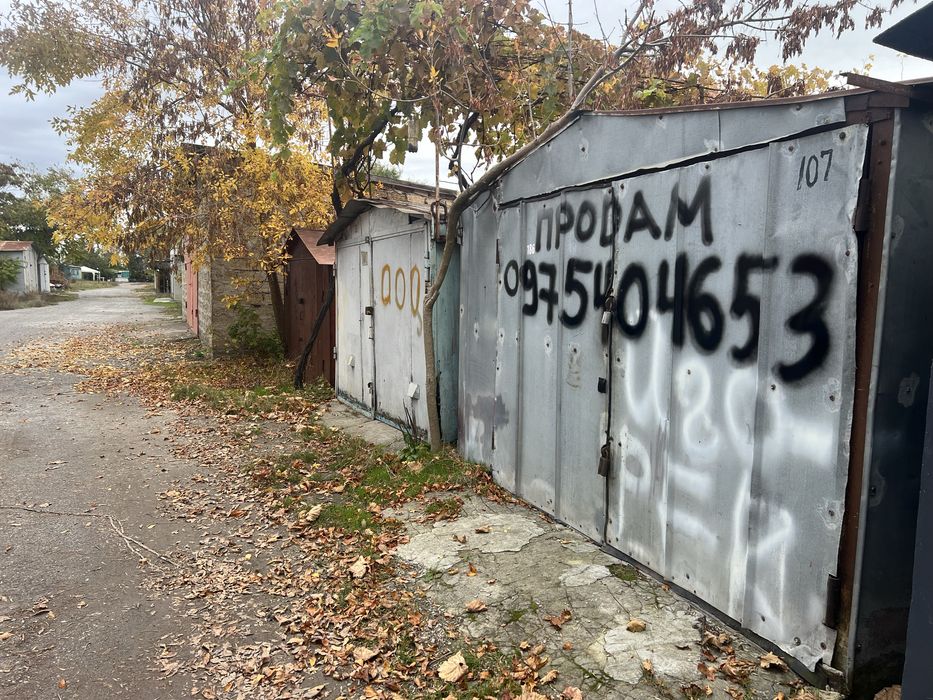 Продам металевий гараж