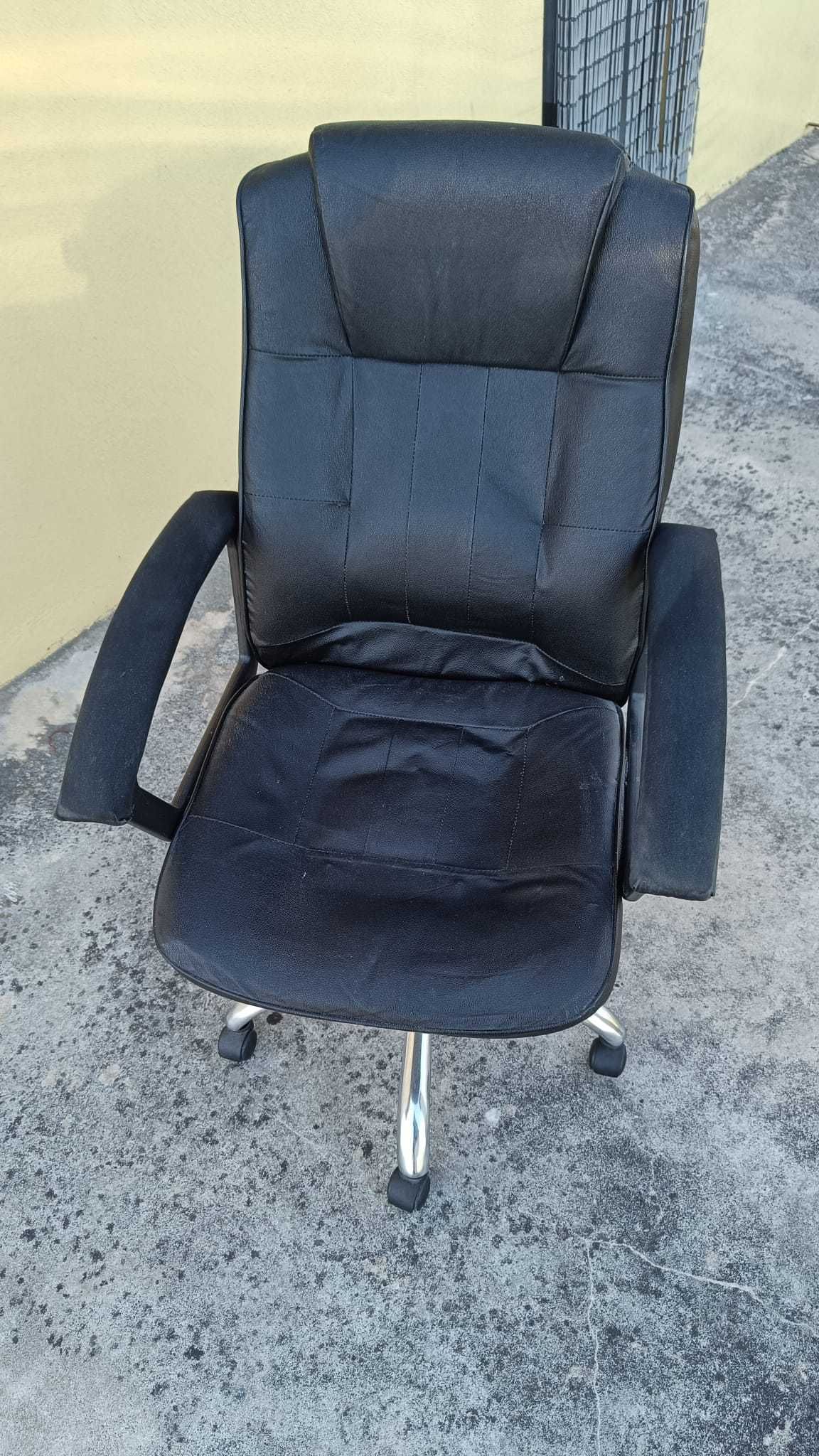 Cadeira de secretaria