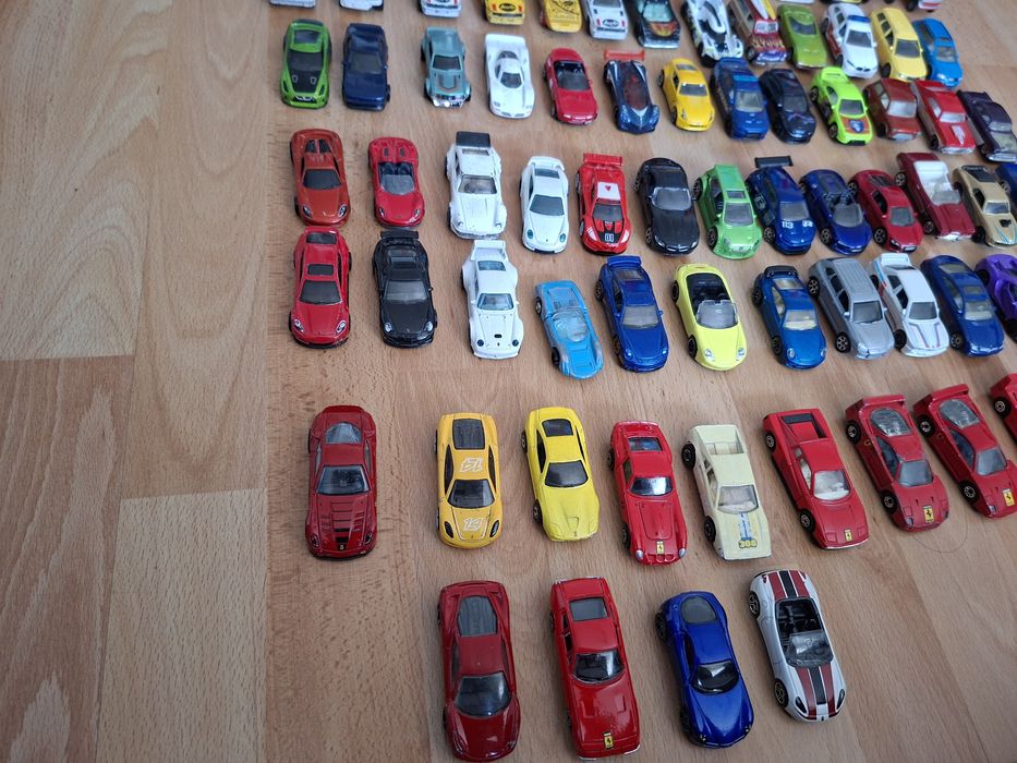Hot wheels Matchbox siku modele 1.64