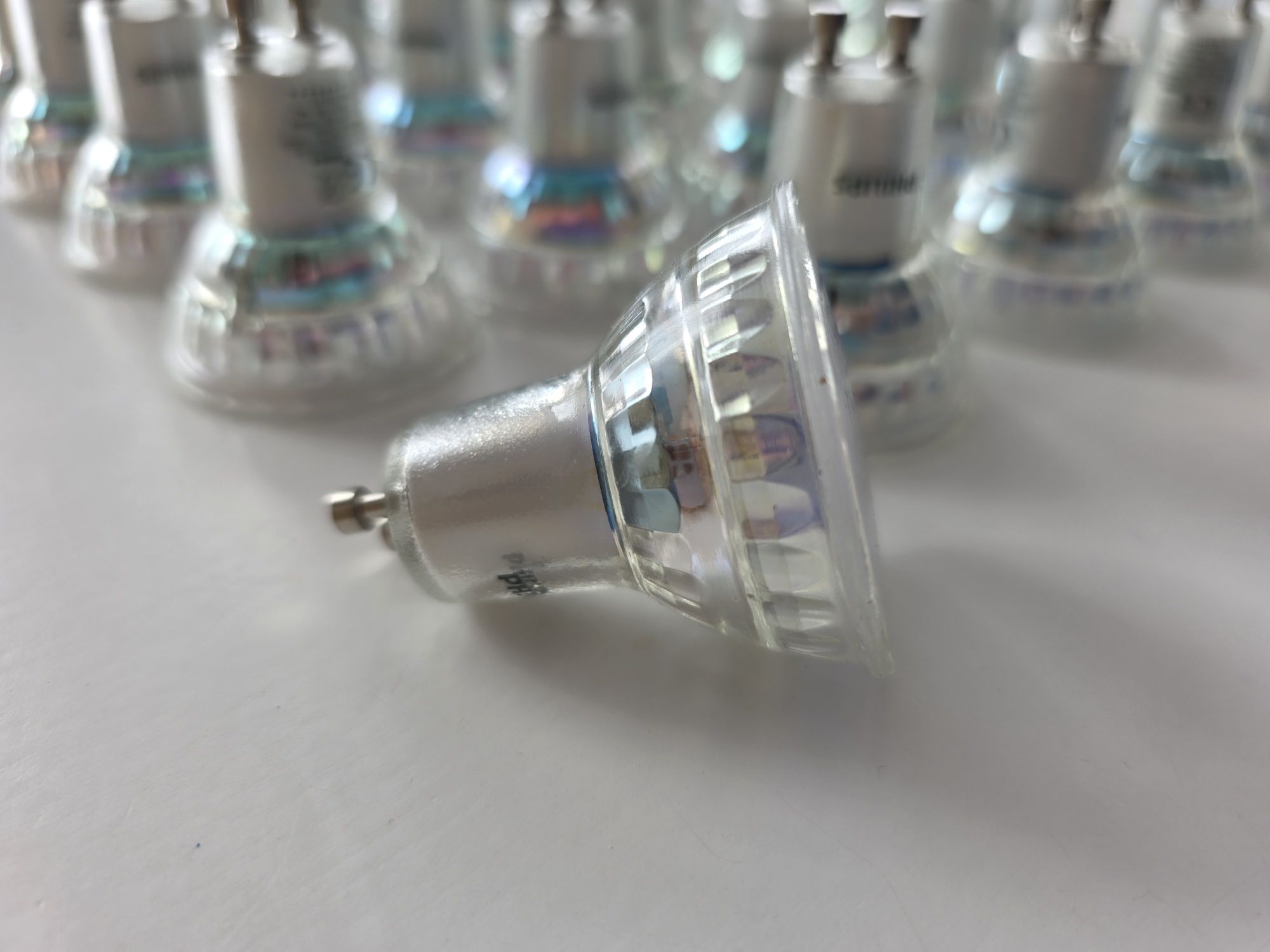 Żarówki Phillips GU10 4.5w 4000k 440lm - 39mA LED za 50% ceny - 60szt
