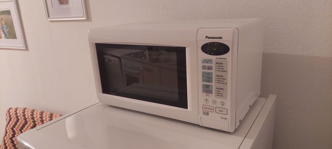 Kuchenka mikrofalowa Panasonic