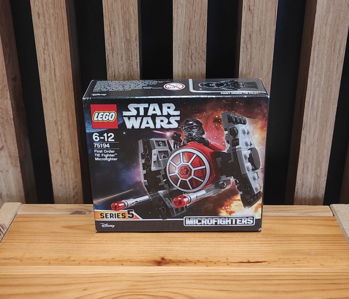 Lego Star Wars 75194 Myśliwiec TIE